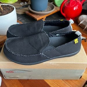 Total Support womens slip on.